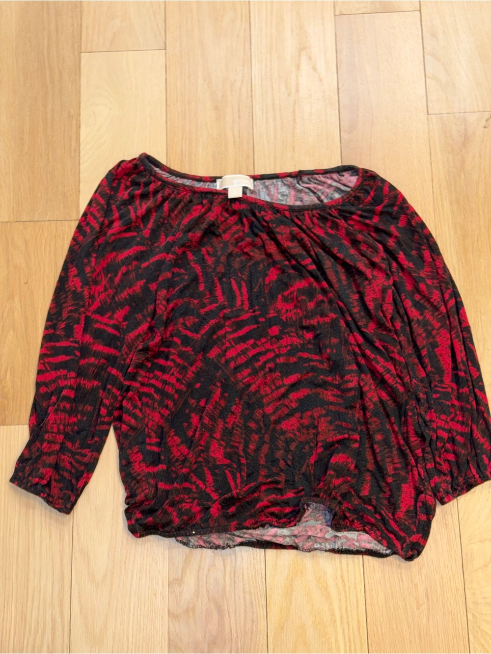 Women's Michael Kors Red & Black Printed Blouse Size Small.